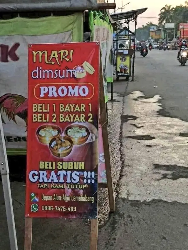 6 Spanduk Makanan Jepang dan Korea Ini Nyeleneh, Pembeli Senyum Lebar