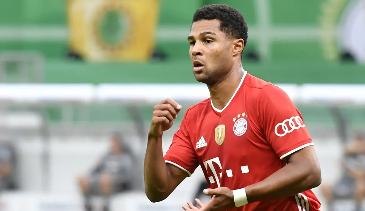 3. Serge Gnabry	(7 gol) - Pemain sayap Bayern Munchen ini tampil begitu mengesankan di Liga Champions 2019/2020. Ketajamannya dalam menyerang dan mencetak gol terbukti dengan sumbangan tujuh golnya untuk Bayern Munchen di Liga Champions musim ini. (AFP/John Macdougall/various sources)