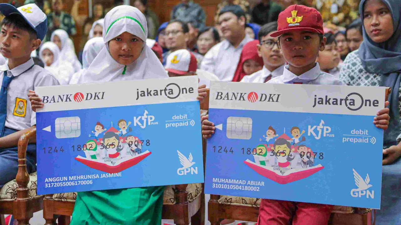KJP Plus Tembus 700 Ribu Penerima, KJMU Diperluas hingga S3