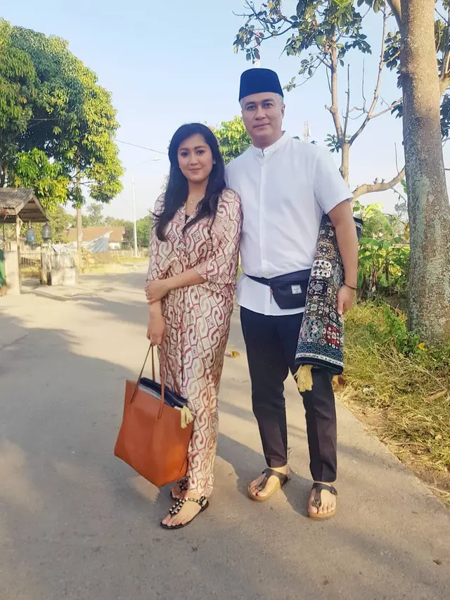 Adjie Pangestu dan Novita Petria