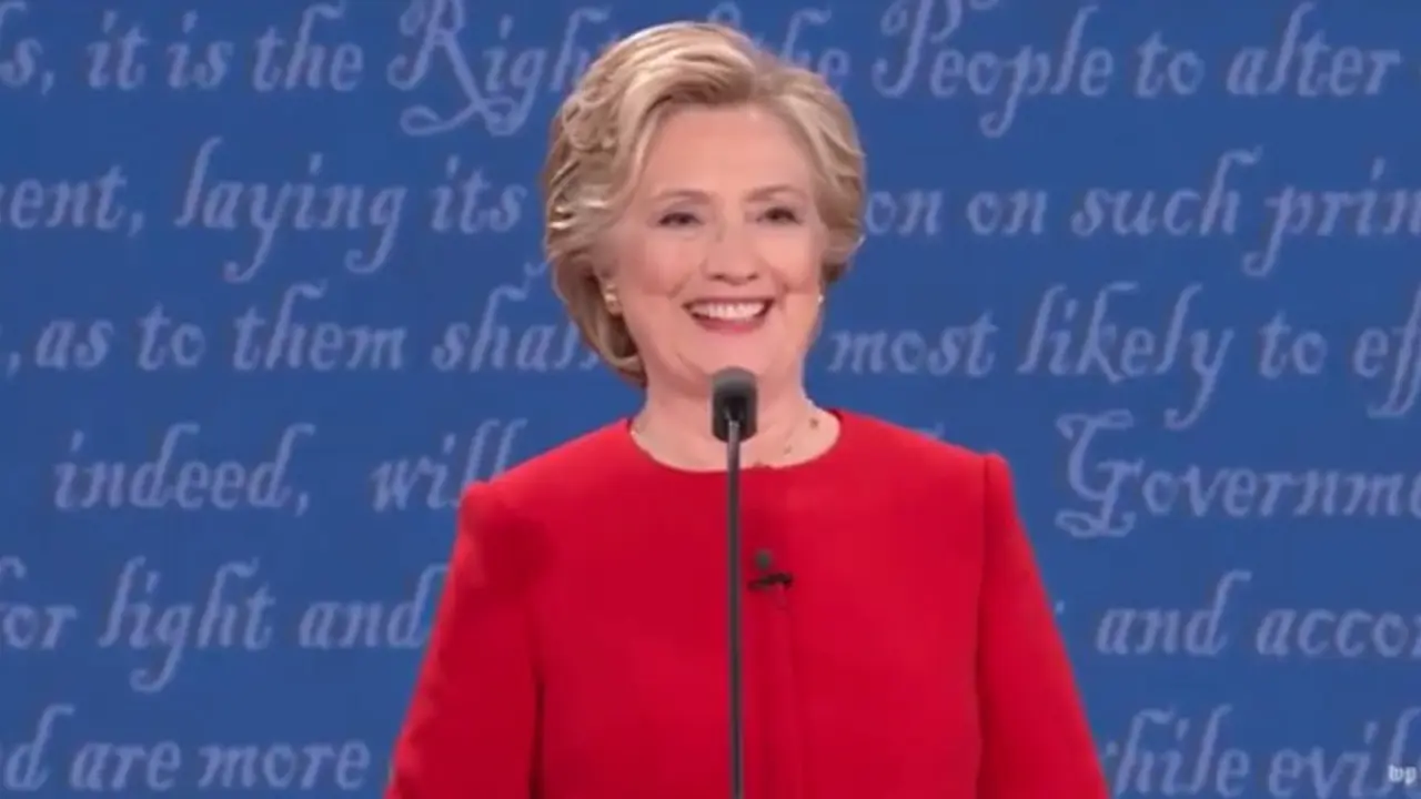 10 Gaya Berpakaian Hillary Clinton Ini Pancarkan Sisi Elegan