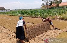 Pemkab Pamekasan Beri Perlindungan Jamsostek untuk Ribuan Pekerja Rentan