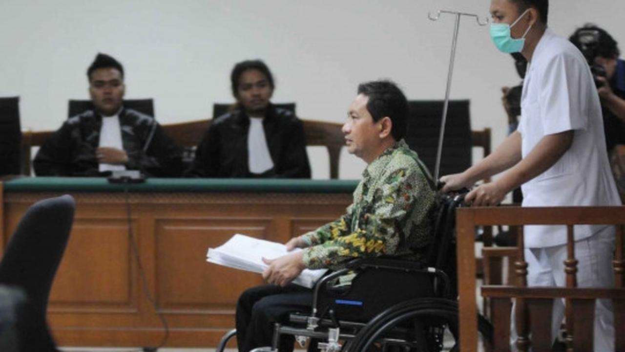 Terbukti terima suap, Udar Pristono divonis 5 tahun bui