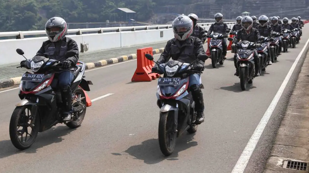 Begini Rasanya Touring Pakai Honda Supra GTR 150