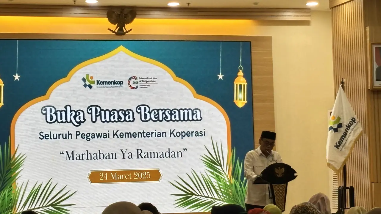 Menteri Koperasi (Menkop) Budi Arie Setiadi di Kementerian Koperasi, Senin (24/3/2025).