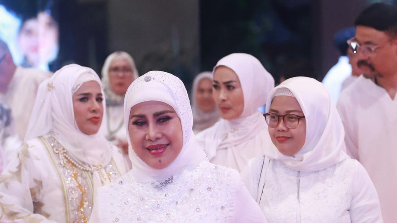 Deretan Selebriti Hadiri Pengajian 7 Hari Mendiang Titiek Puspa dengan Pakaian Serba Putih, Ada Rossa dan Afgan Datang Bareng