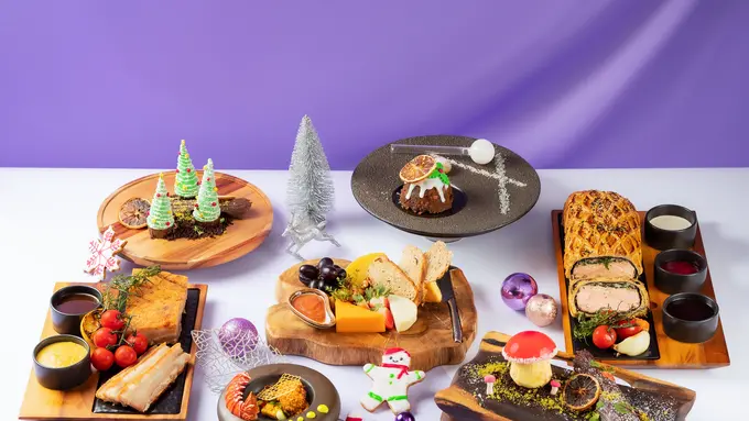 Selebrasi Momen Festive Akhir Tahun ala Royal Family di Ritz-Carlton Pacific Place