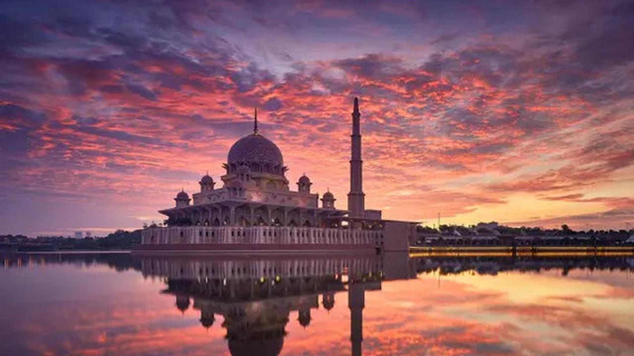 Puasa Ramadhan 2025: Waktu dan Persiapan Menyambut Bulan Suci