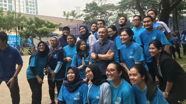 Menteri Perdagangan (Mendag) Zulkifli Hasan dalam acara Festival Kemerdekaan 2023 di Kantor Kemendag, Jakarta Pusat, Kamis (6/7/2023). Mendag mengatakan bahwa negara maju menentang pembangunan smelter Freeport di Gresik. (Elza/Liputan6.com)