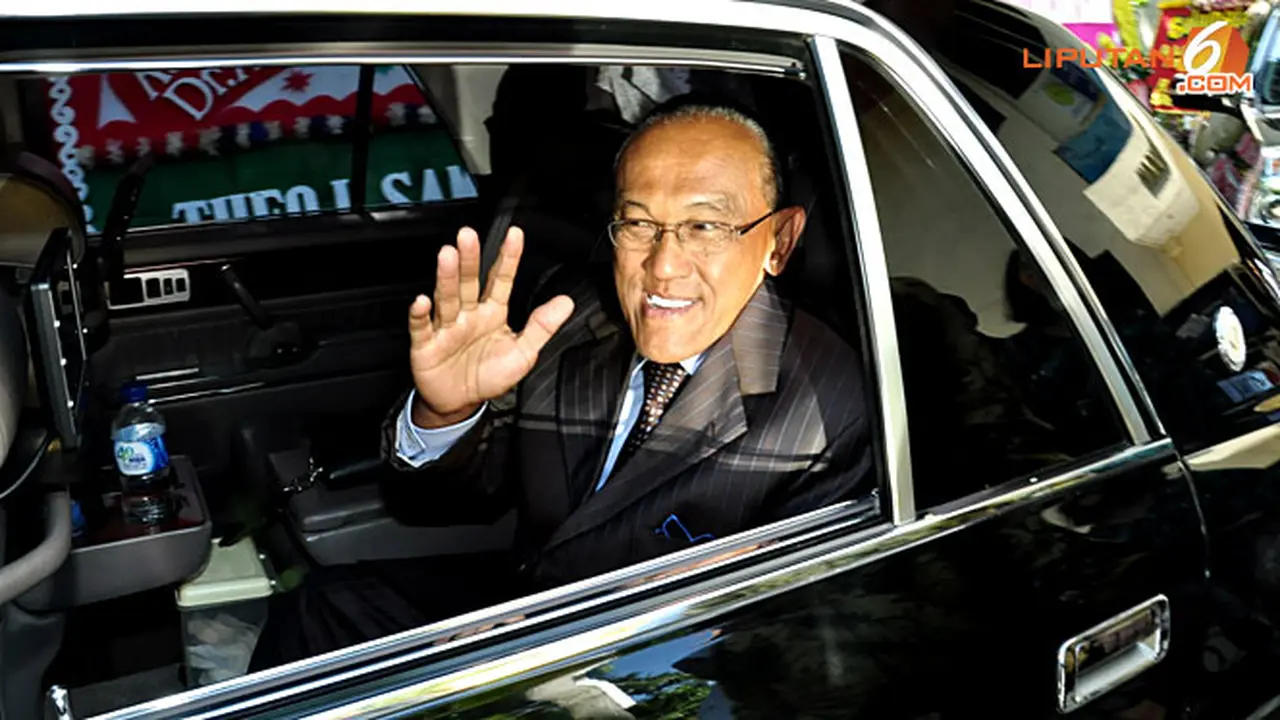 aburizal-bakrie-130701b.jpg