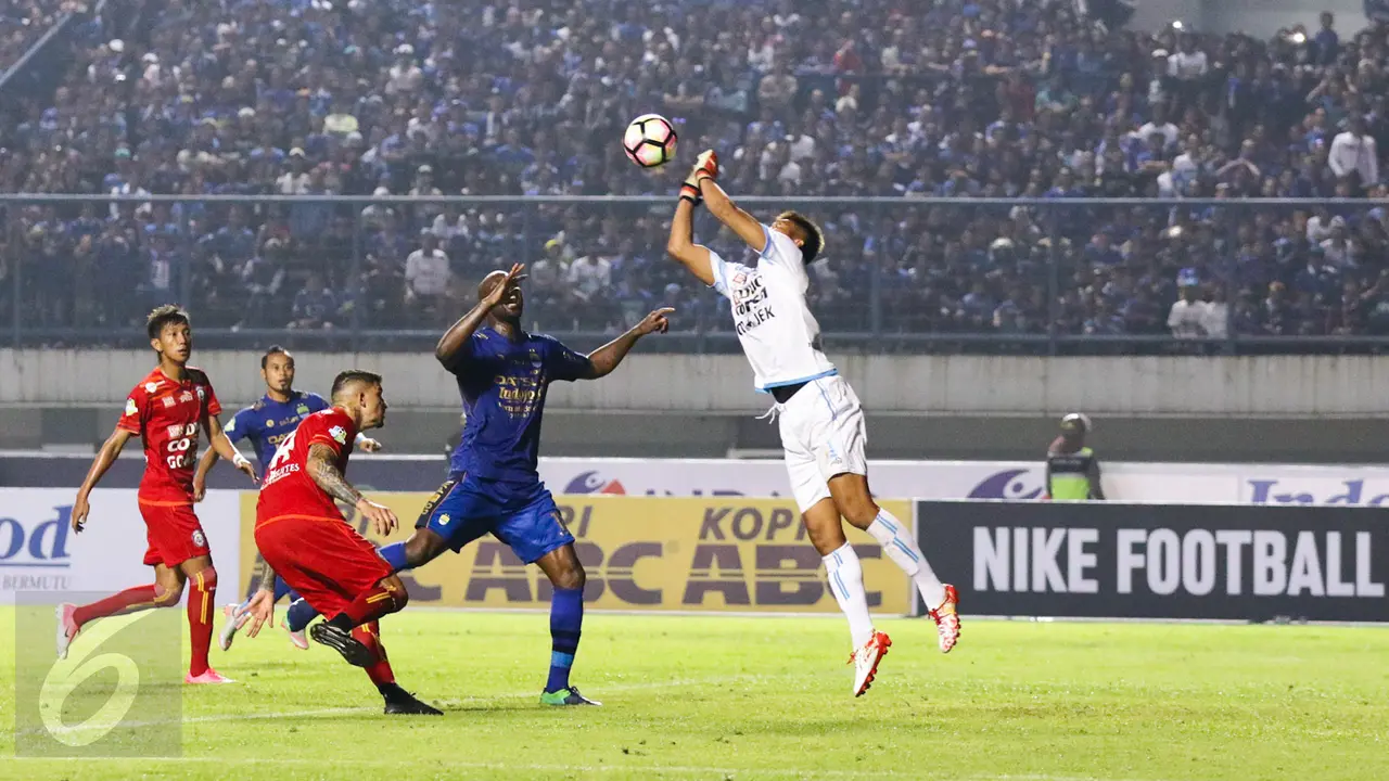 Arema Tahan Imbang Persib di Laga Perdana Liga 1