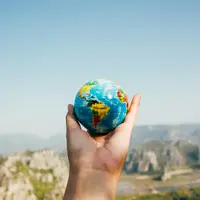 Kenali seputar eco traveling. (Foto/Dok: pexels.com/Porapak Apichodilok)