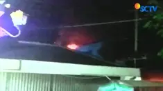 Api diduga berasal dari korsleting listrik di salah satu ruangan toko.