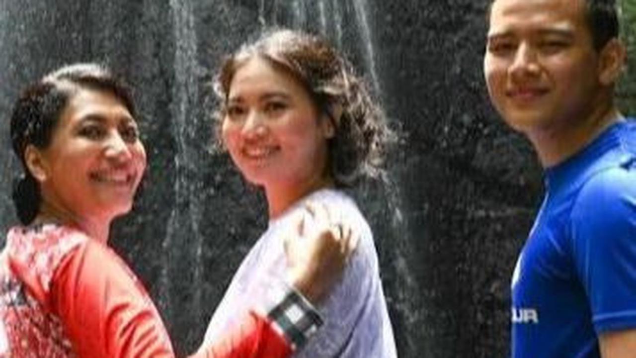 Sebelumnya pada pertengahan Desember tahun lalu, Hafiz mengumumkan hubungannya dengan Angela ke media sosial.