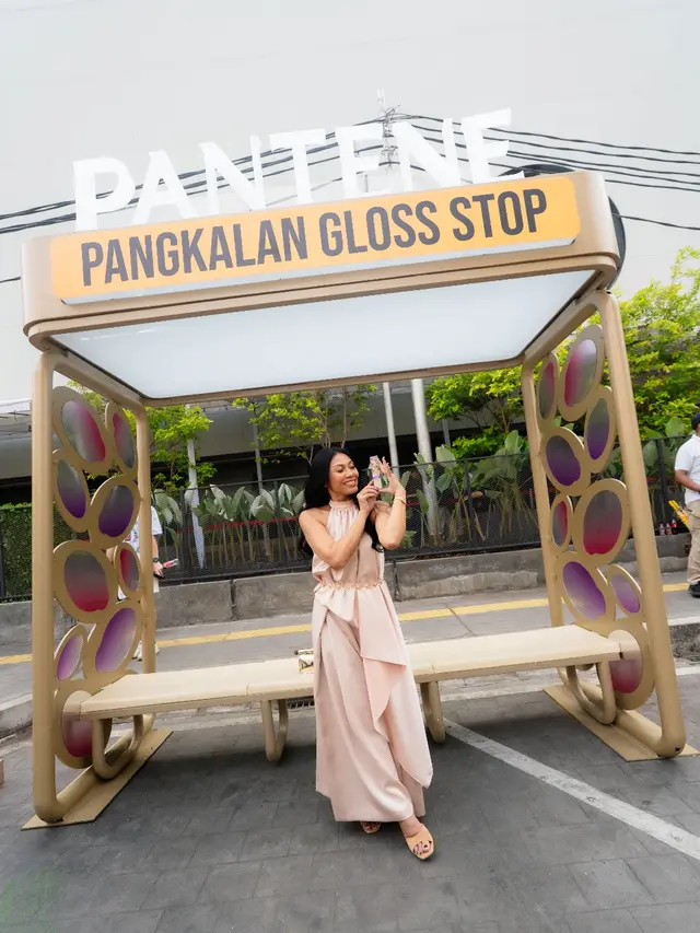 Click & Gloss Produk Baru Yang Dikemas Dengan Sangat Praktis