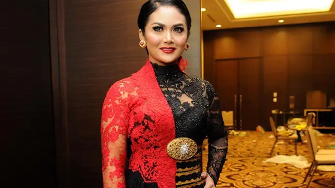 Cara Mudah Mencuci Kebaya Payet Agar Tak Rusak Beauty 