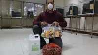 Politeknik Energi dan Pertambangan Bandung Bagikan Medical Kit