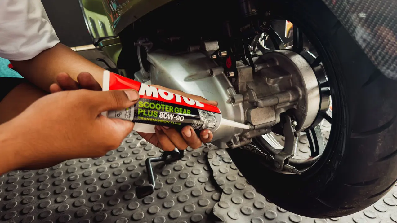 Motul Luncurkan Pelumas Gardan Skutik Scooter Gear Plus 80W-90, Ini Keunggulannya (ist)