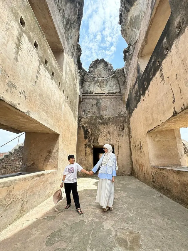 [Fimela] Shireen Sungkar dan Anaknya