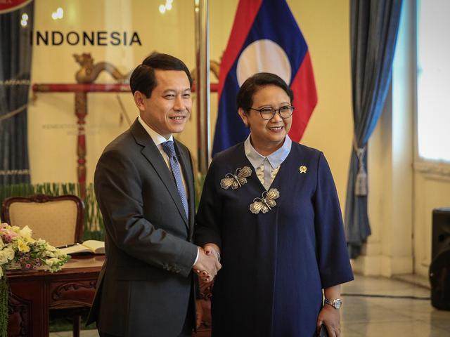 Laos Indonesia Komitmen Perkuat Ekonomi Hingga Berantas Terorisme