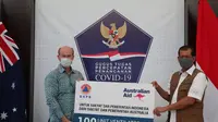 Ketua Satgas Penanganan Covid-19 Doni Monardo menerima 100 ventilator noninvasif dari Pemerintah Australia.(Dokumentasi BNPB)