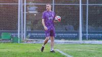 Pelatih Persik Kediri, Marcos Reina. (Bola.com/Gatot Sumitro)