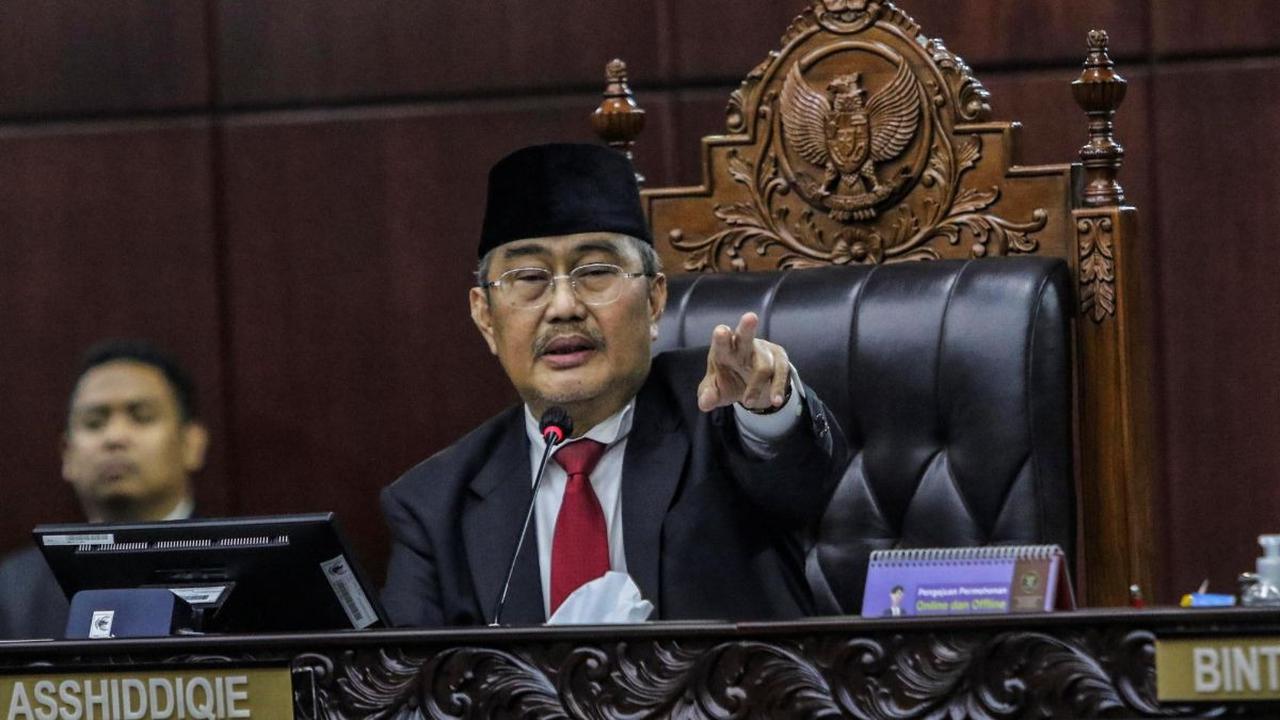 VIDEO: Jimmly Asshidiqie Kaget, Banyak Jenderal Ikut Demo Pemilu "Ini Pertama Kali"