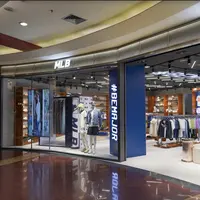 Deretan koleksi lengkap dan ikonis dari MLB Korea kini bisa didapatkan di gerai PIM 2.