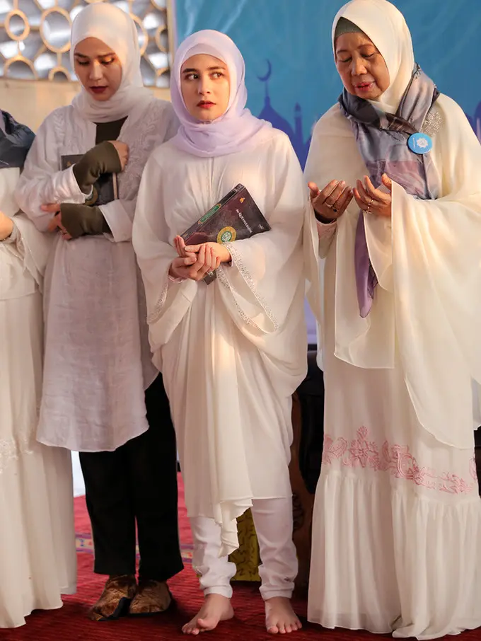 [Bintang] Prilly Latuconsina