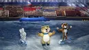 Maskot robot tampil saat upacara pembukaan Olimpiade Musim Dingin 2014 di Sochi, Rusia, 7 Februari 2014. (AP Photo/Robert F. Bukaty)