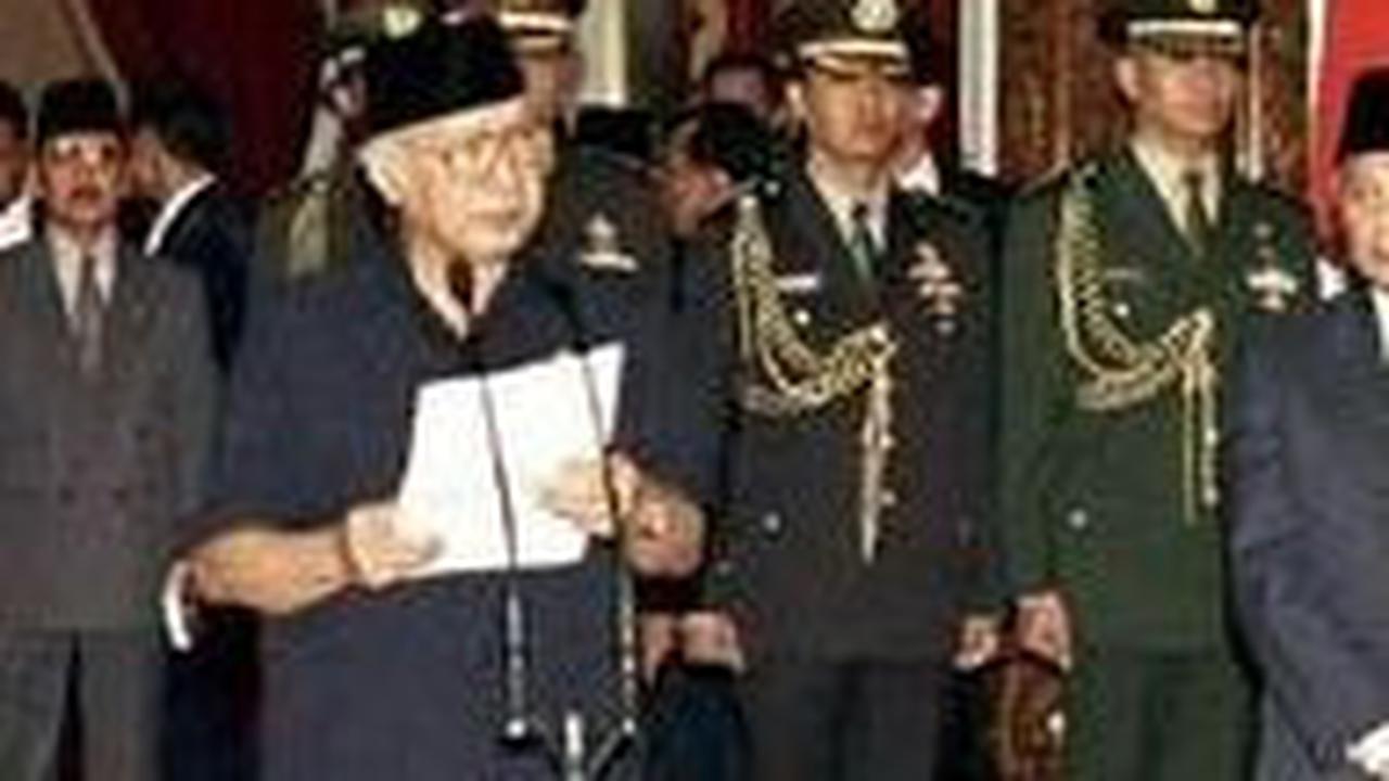 Lengsernya Soeharto menjadi momen lahirnya reformasi di Indonesia. <br><br>Sejak hari itu, 21 Mei selalu diperingati sebagai Hari Reformasi Nasional setiap tahunnya.
