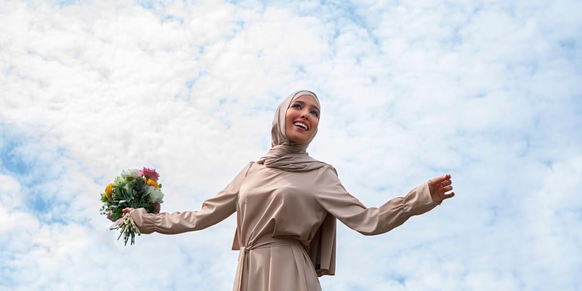 Ilustrasi Gamis Warna Pastel
