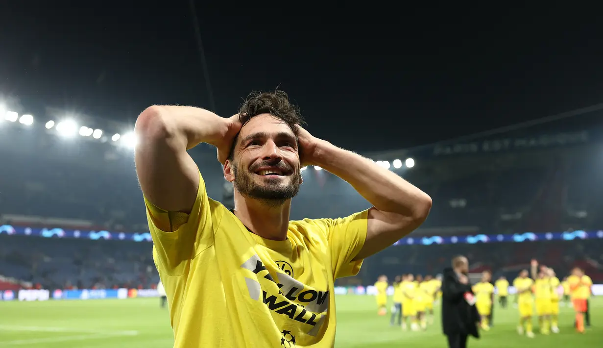 Mats Hummels telah memperkuat Dortmund selama 13 tahun dalam dua periode. (FRANCK FIFE / AFP)