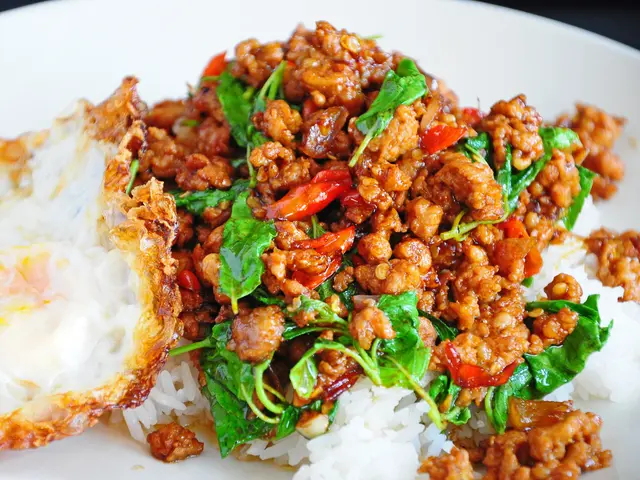 Resep Sarapan Praktis Ayam Cincang Pedas Ala Thailand Lifestyle Fimela Com