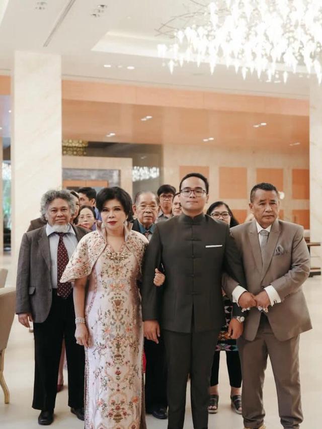 8 Potret Detail Seserahan Sangjit Anak Hotman Paris yang Serba Mewah, Penuh Tas Branded