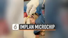 Seorang biohacker Texas mampu membuka pintu garasi yang terkunci tanpa menggunakan kunci. Ia memiliki kekuatan 'super' tersebut berkat microchip yang ditanamkannya di dalam tangannya.