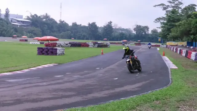 Kesan Singkat Memacu Yamaha Xabre di Jalur Berliku Karting Sentul