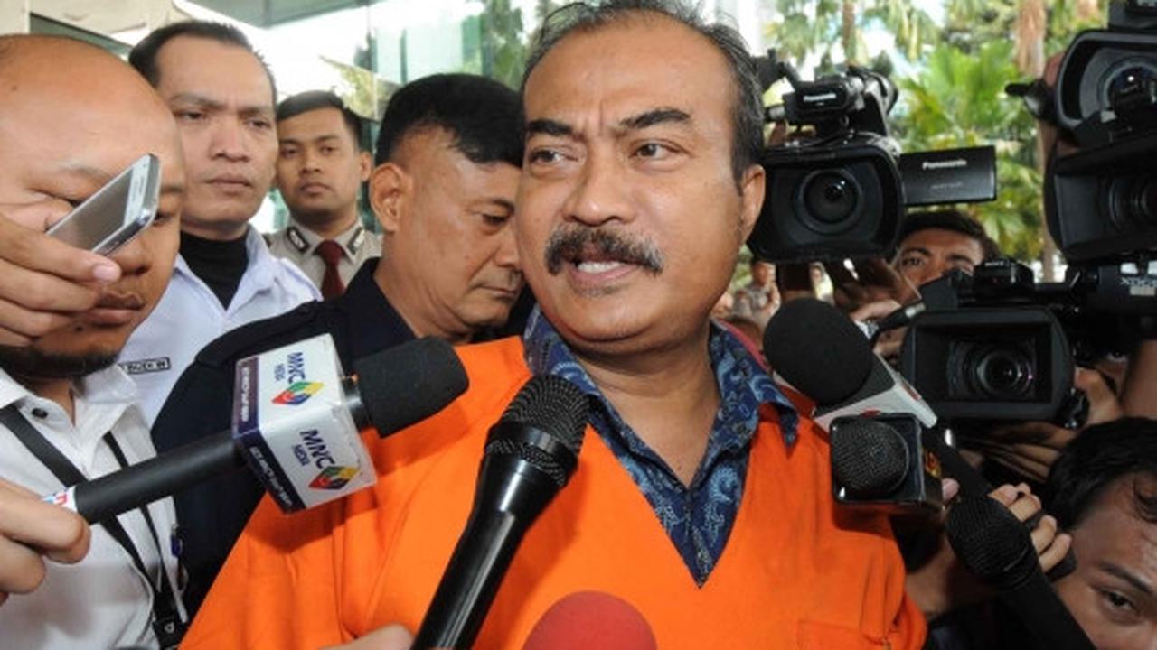 Usai diperiksa, staf ahli Dewie Yasin Limpo merengut