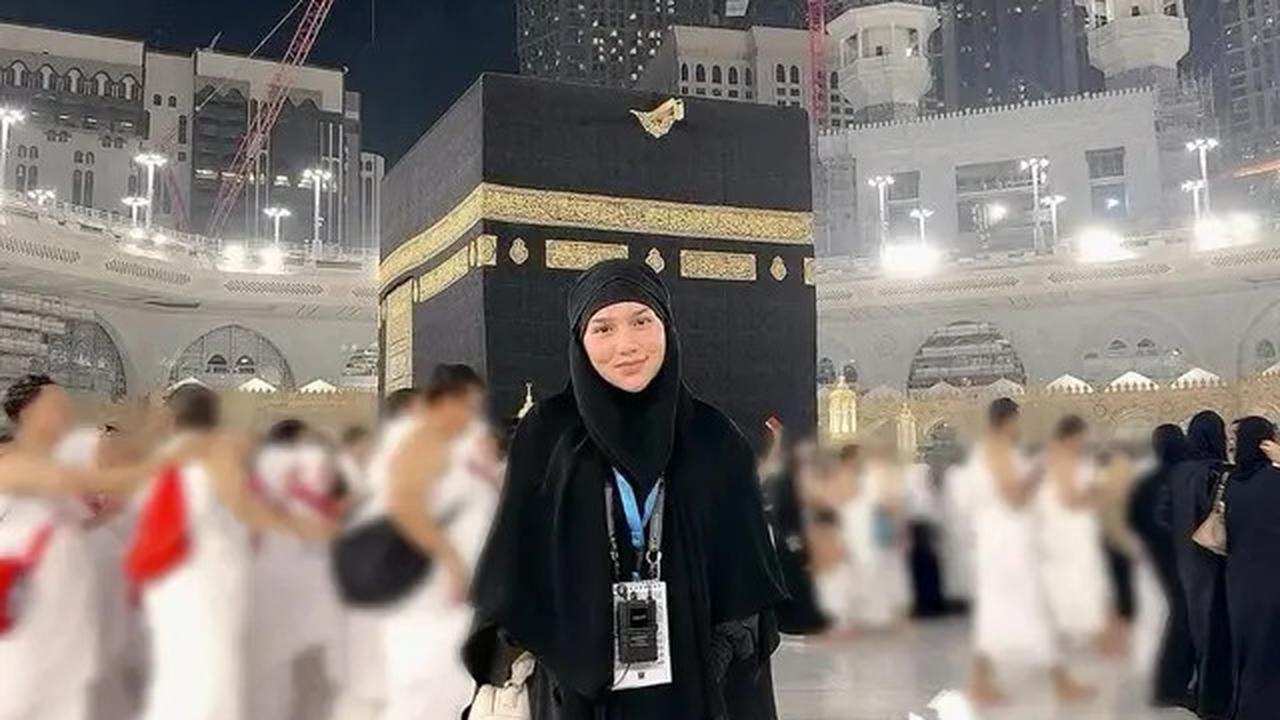 5 Inspirasi Outfit Davina Karamoy saat Pakai Gamis, Stylish dan Sopan