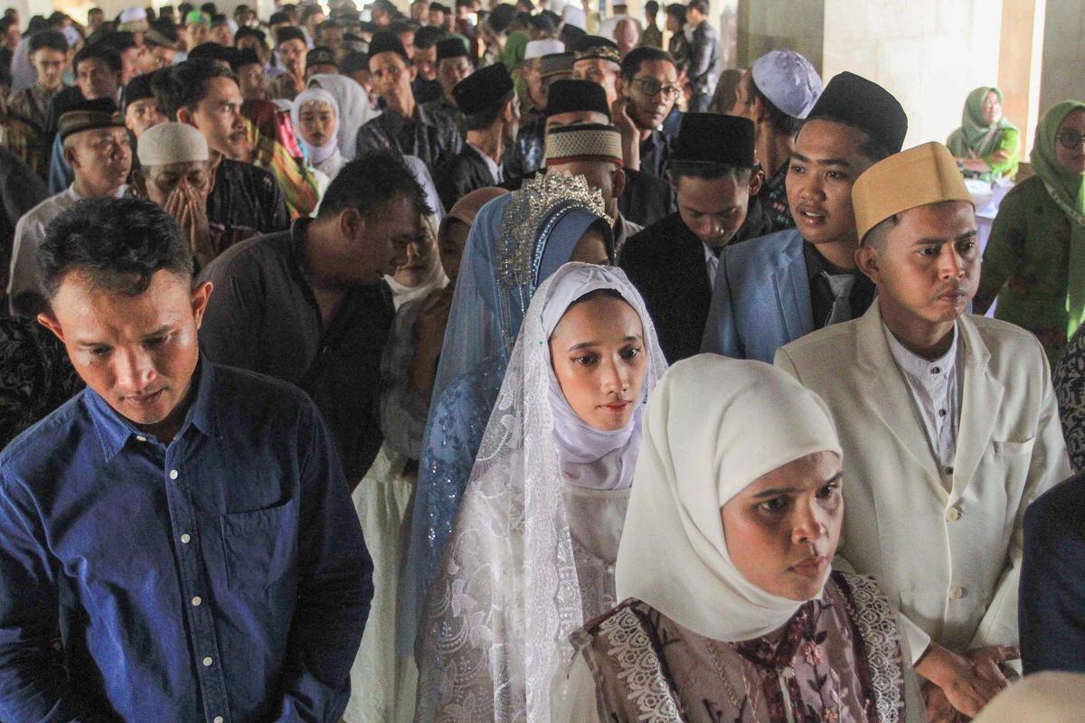 FOTO: 51 Pasangan Resmi Menikah Gratis di Masjid Istiqlal