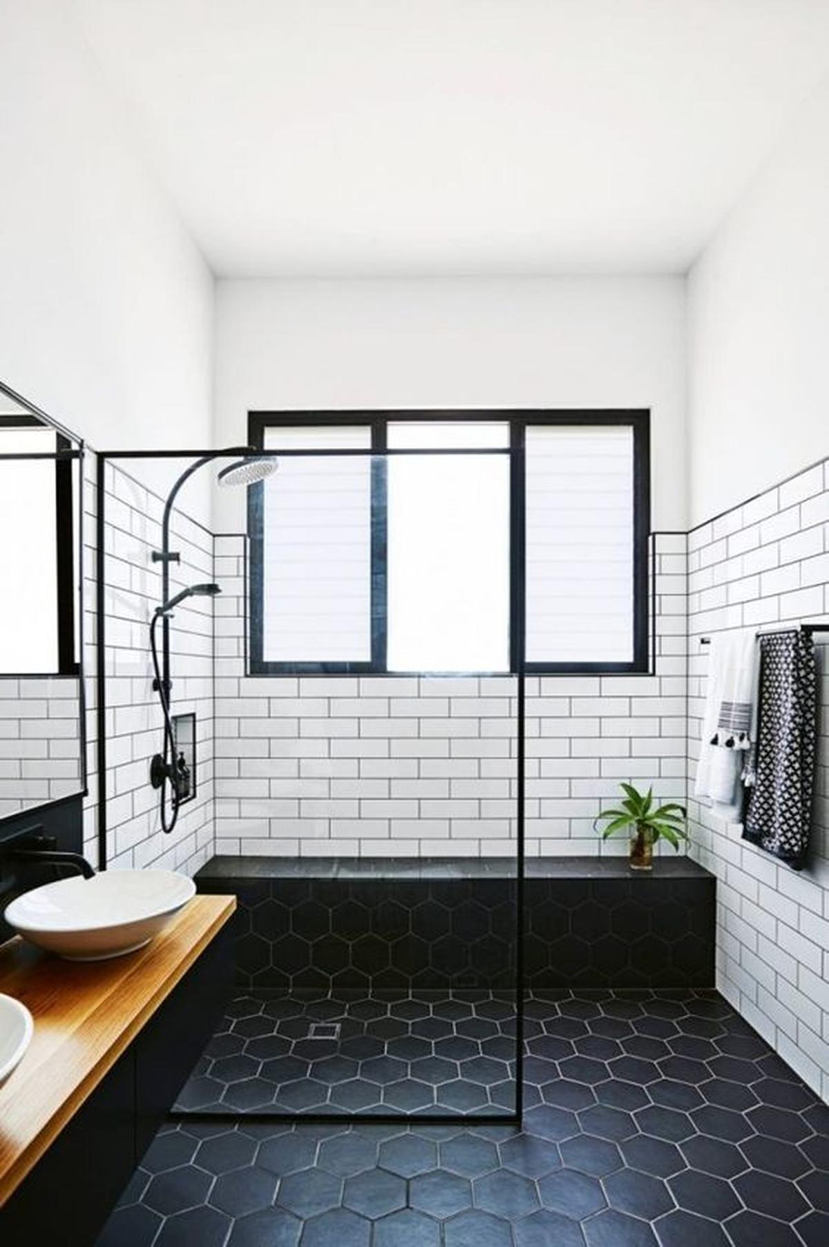 Desain Kamar Mandi Hitam Putih