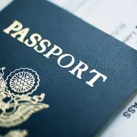 Kamu yang mau bikin paspor, tapi malas antre, langsung daftar lewat WhatsApp aja. (Foto: media.cntraveler.com)