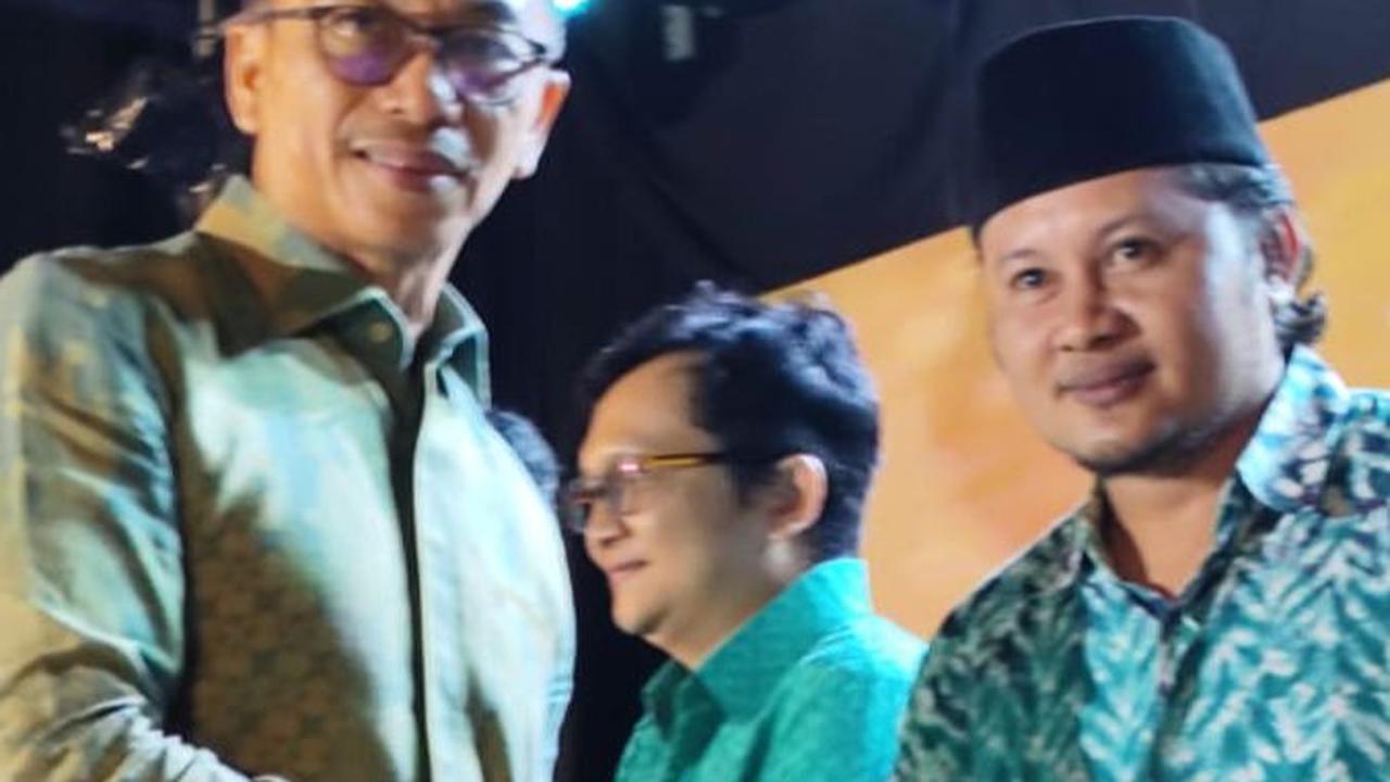 Disporapar Paser Beri Penghargaan bagi Ekraf