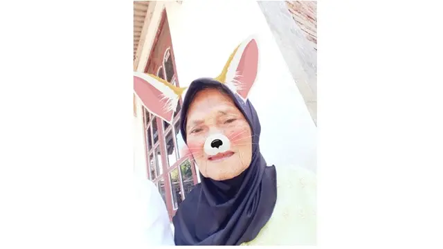 Foto Netizen Saat Enggak Sengaja Pakai Filter Ini Bikin Senyum-senyum
