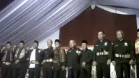 Berbagai macam perguruan silat dari Provinsi Banten dan tujuh provinsi lainnya berkumpul di Pendopo Lama Gubenur Banten.