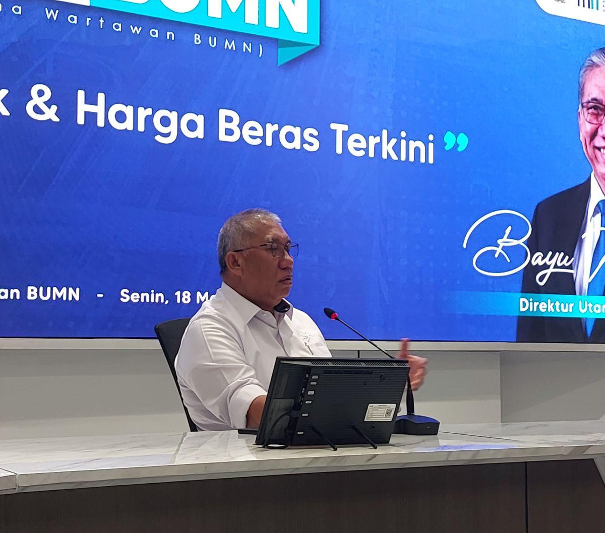 "Saya dengar mudah-mudahan Bapanas merilis hasil kajian mereka soal stok dan ditengarai stok terbesar nasional ada di rumah tangga," kata Bayu.