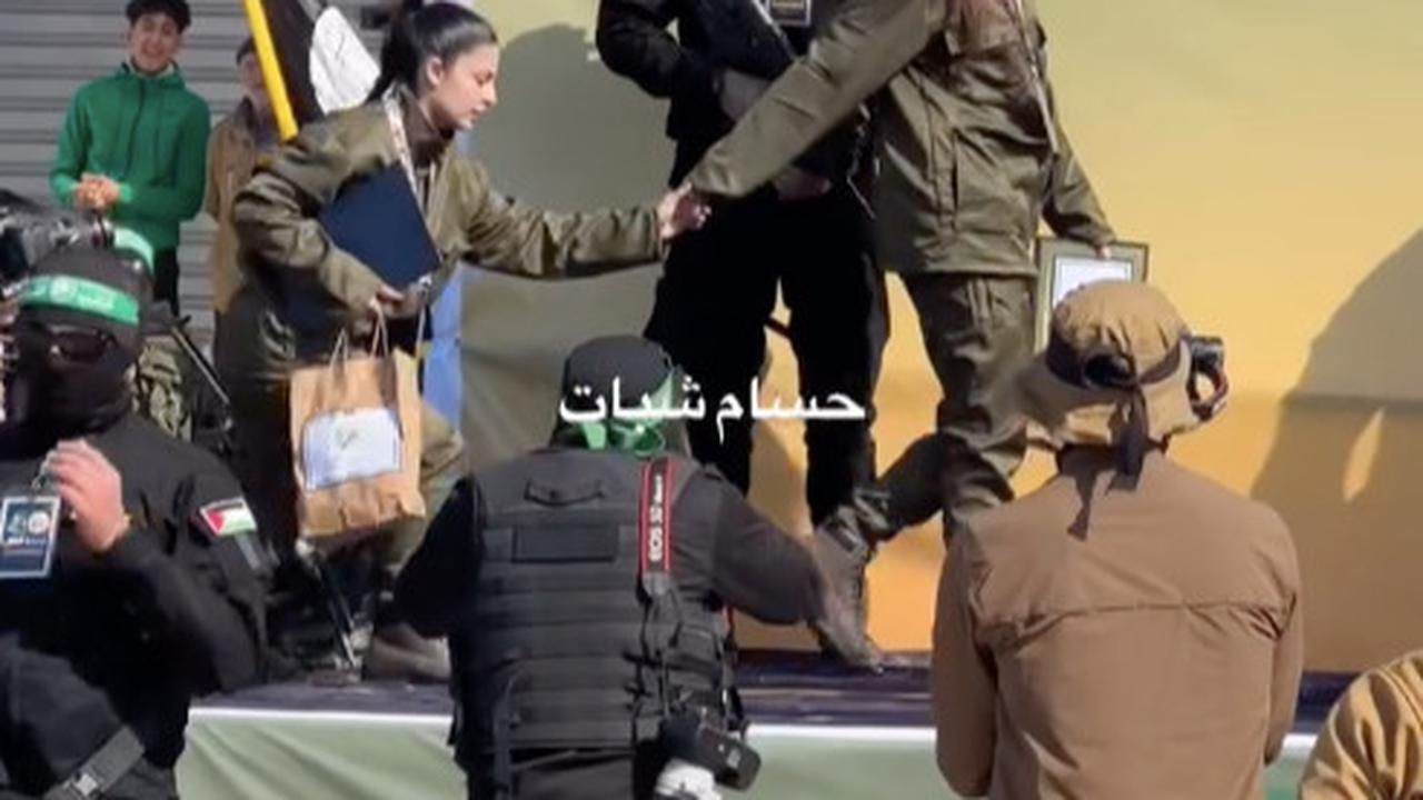 4 tentara wanita israel dibebaskan