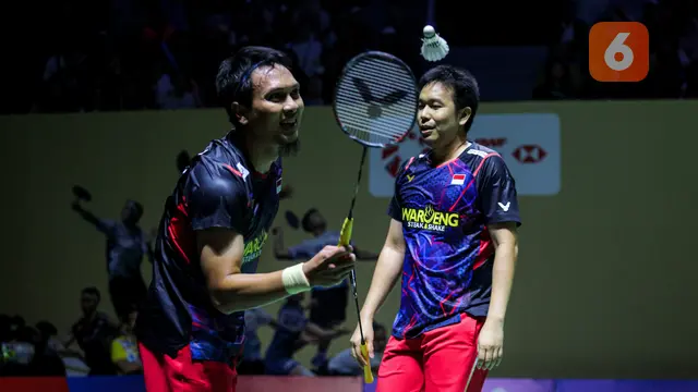 Foto: Sempat Pegang Kendali Permainan, Ahsan/Hendra Malah Kena Comeback Pasangan China di Indonesia Open 2024