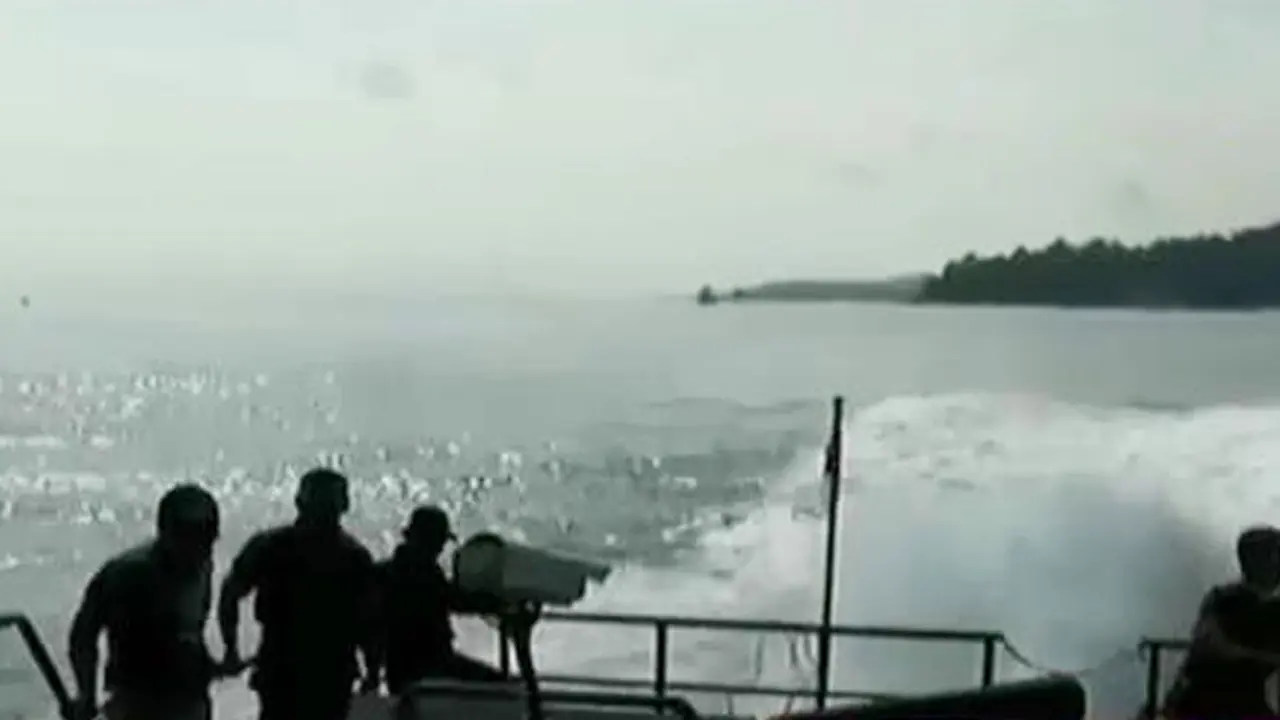 Evakuasi Kapal Karam