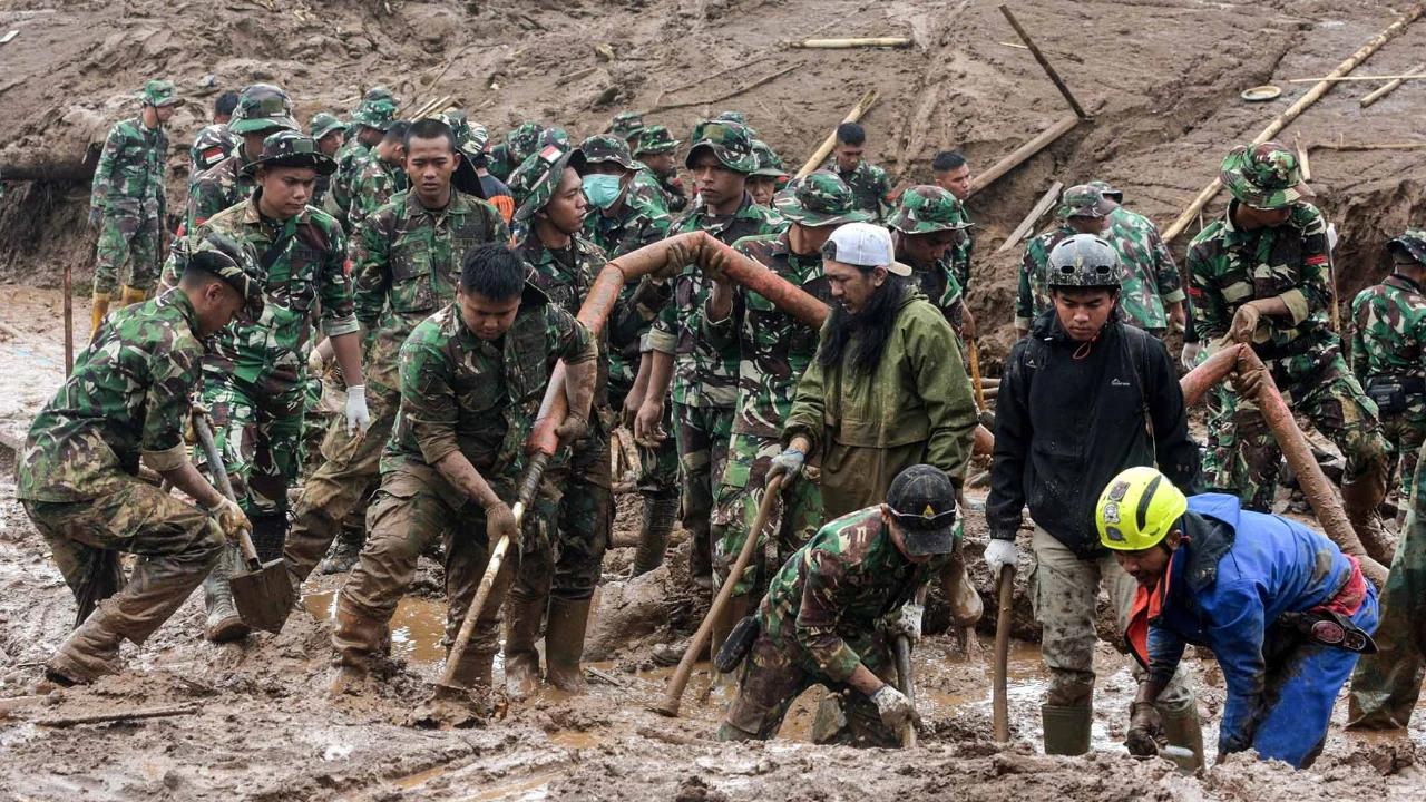 Kasal Buka Suara Ungkap Penyebab 23 Marinir Tertimbun Longsor Cisarua Bandung 4 Orang Gugur: Para Prajurit Sedang Latihan Pratugas